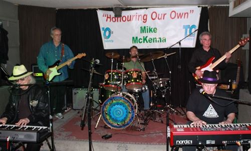 Mike McKenna HOO concert with Scott Cushnie & Michael Keys in 2012 -GARY 17